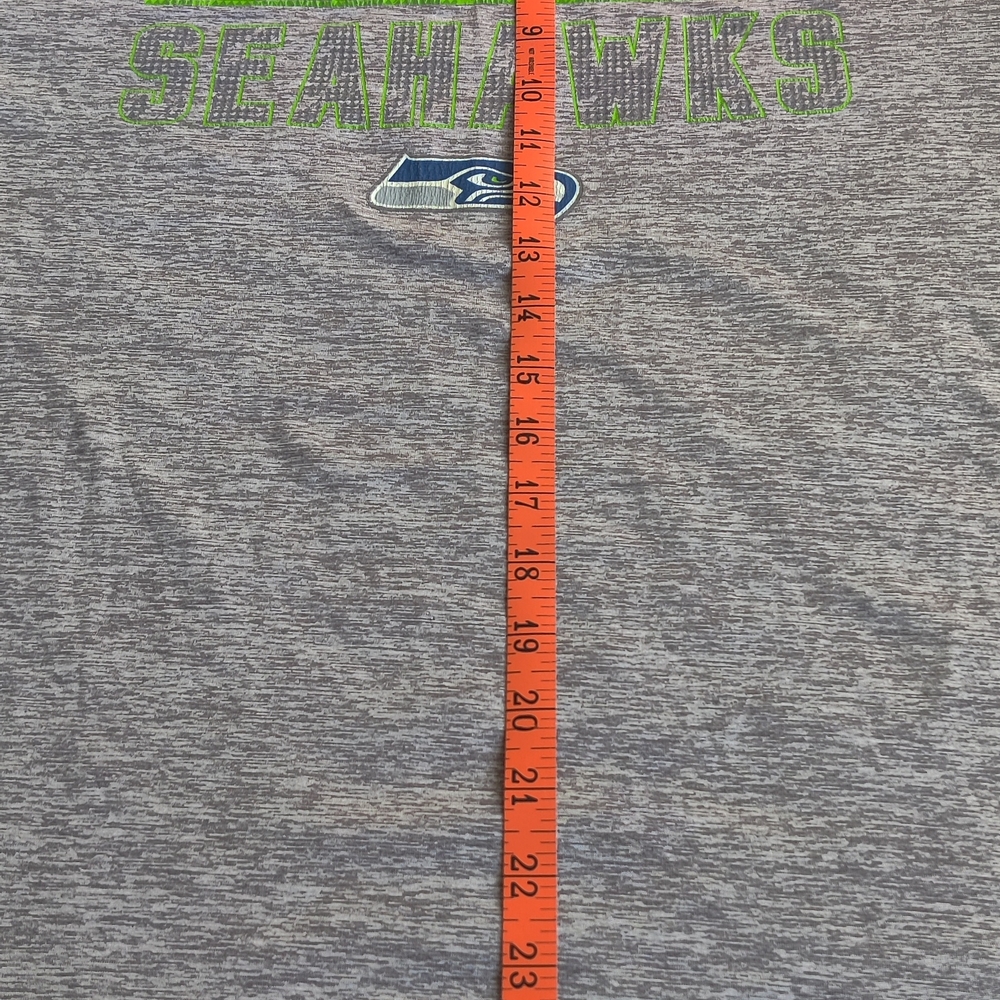⭐3 For $21⭐Seattle Seahawks Gray T-Shirt - Picture 4 of 5